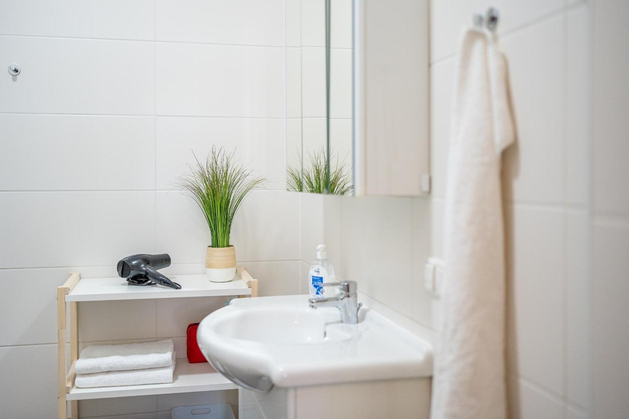 M&O Apartment, Zentral In Innenstadt-& Bahnhofsnaehe - Parkgarage Graz Eksteriør bilde