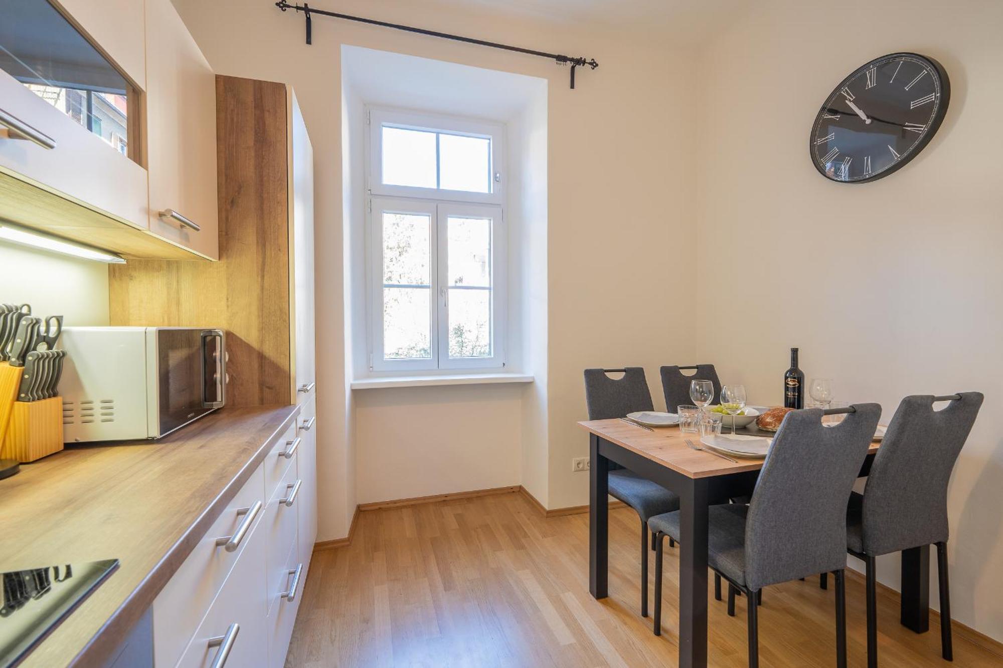 M&O Apartment, Zentral In Innenstadt-& Bahnhofsnaehe - Parkgarage Graz Eksteriør bilde